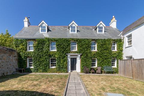 La Rue Du Preel, Castel, Guernsey