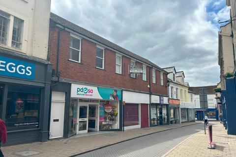 Retail property (high street) to rent, Long Wyre Street, Colchester CO1
