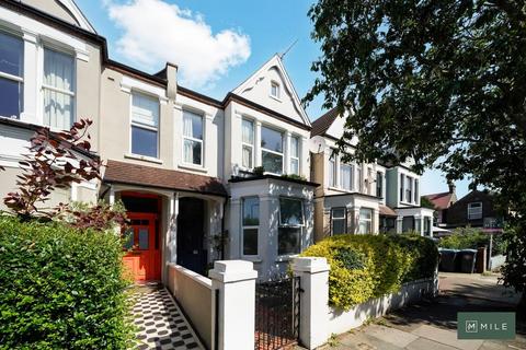 2 bedroom ground floor flat for sale, Radcliffe Avenue, London NW10