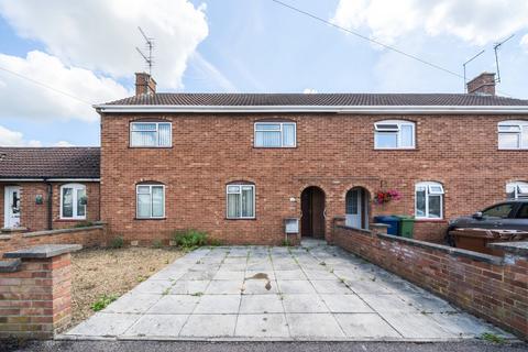 3 bedroom terraced house for sale, Sycamore Road, Gloucestershire GL20