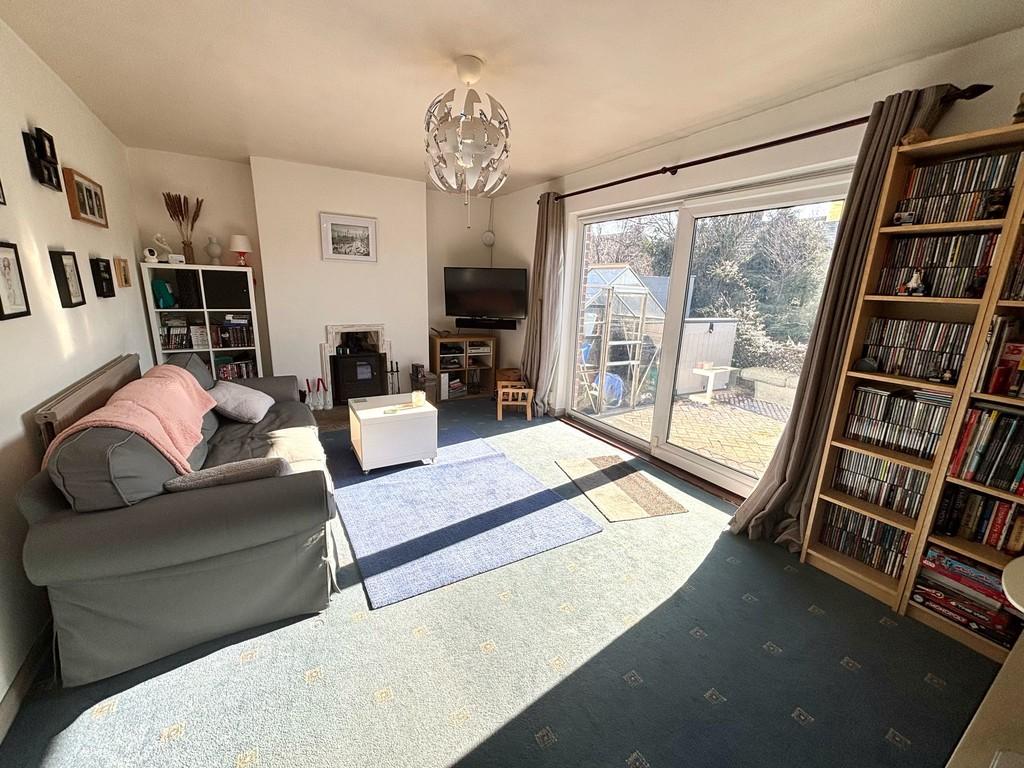 Living room 2
