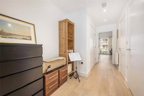 2 bedroom flat to rent, Globe View House, 27 Pocock Street, London