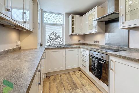 16 Kingston Place, Lower Darwen, Darwen, BB3 0PP