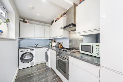 2 bedroom maisonette to rent, Turle Road, Finsbury Park, London