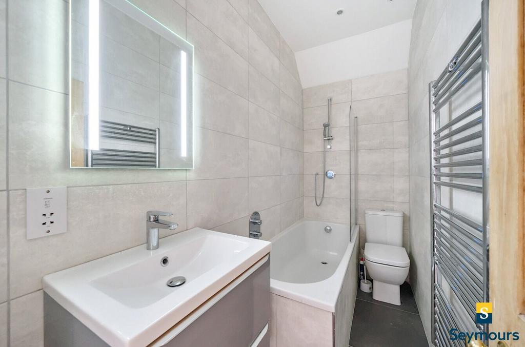 Familly Bathroom