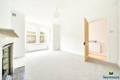 18 Artillery Road, Guildford, GU1 4NW