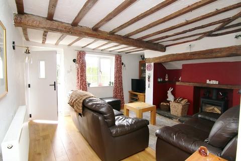 3 bedroom cottage to rent, Warrington Road, Mickle Trafford, Chester, CH2