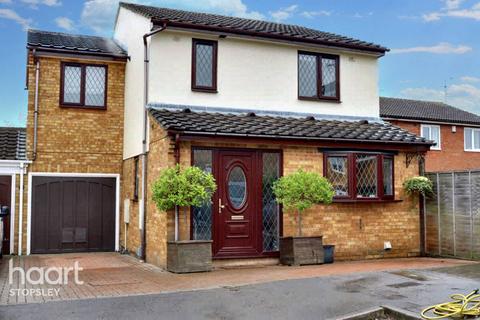 4 bedroom detached house for sale, Whittingham Close, Luton