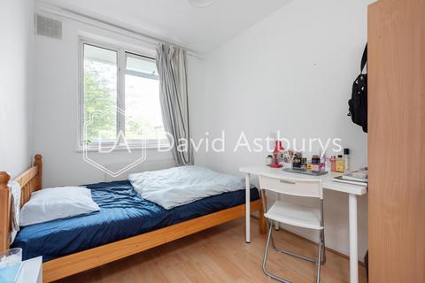 4 bedroom flat to rent, Priory Green, Islington, London
