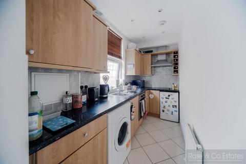 1 bedroom flat to rent, Canfield Place, South Hampstead, London