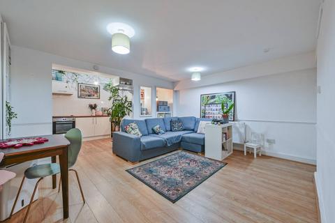 1 bedroom flat for sale, Caledonian Road, Islington, London, N1