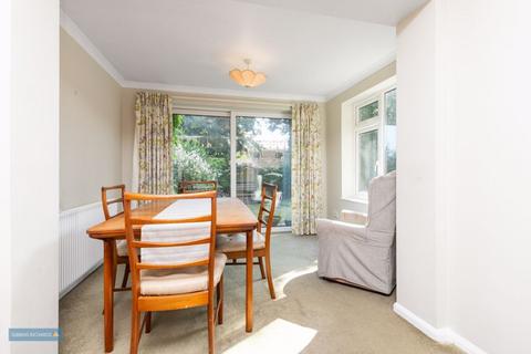22 Beech Hill, Wellington, TA21 8ES