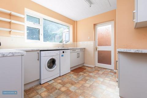 22 Beech Hill, Wellington, TA21 8ES