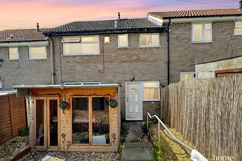 2 bedroom terraced house for sale, Gamble Hill Place, Leeds, LS13