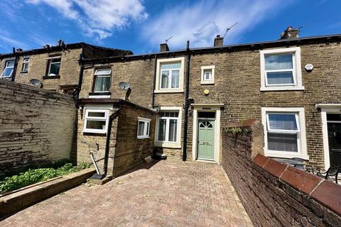 2 bedroom house to rent, Savile Park, Halifax