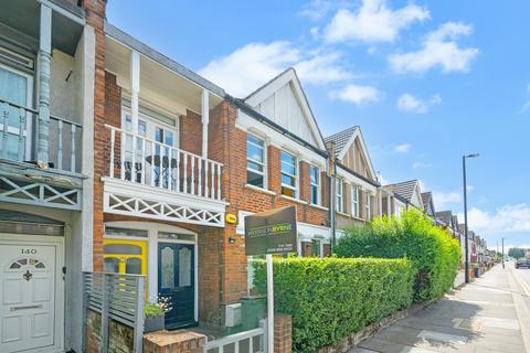 2 bedroom flat for sale, Westbury Avenue, London N22