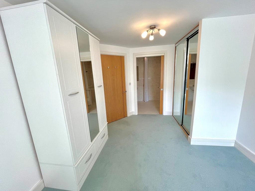 1 Claridge House Bed1 3