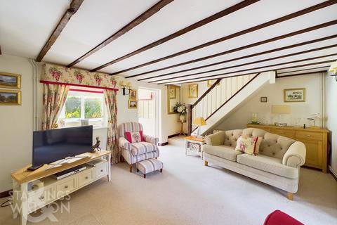 2 bedroom cottage for sale, Reedham Road, Freethorpe, Norwich