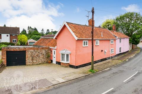 3 bedroom semi-detached house for sale, Denmark Street, Diss