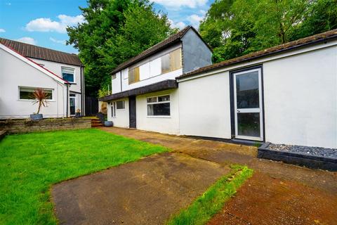 2 bedroom end of terrace house for sale, Pontygwindy Road, Caerphilly, CF83 3HR