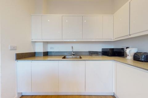 1 bedroom flat to rent, Riverbank Way