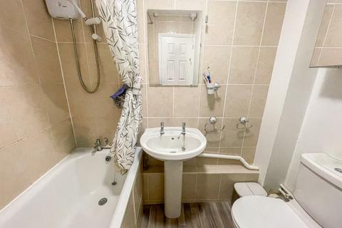 66 Cobsdene, Gravesend, DA12 5JB