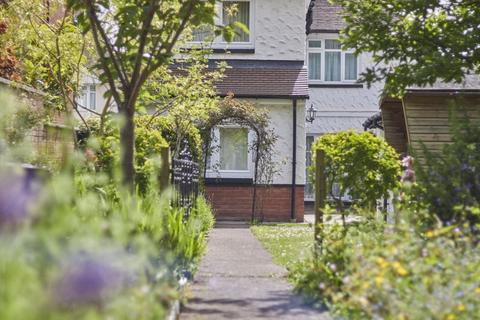 4 bedroom detached house for sale, Buckerell Avenue, St Leonards, Exeter