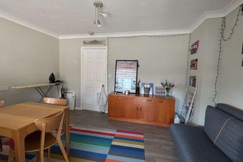 2 bedroom flat to rent, Daniel Drive, Wareham