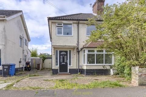 3 bedroom semi-detached house for sale, Stratford Drive, Norwich, NR1