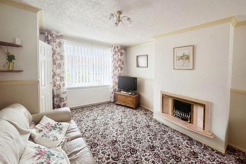 2 bedroom terraced house for sale, Gainsborough Avenue, Morris Green