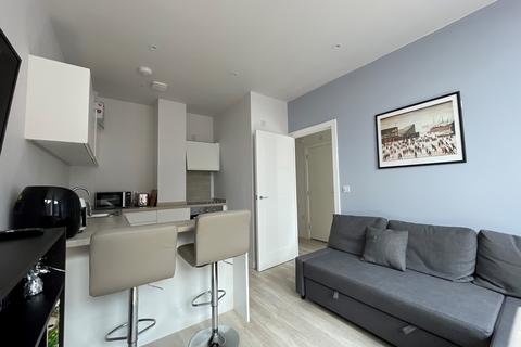 1 bedroom apartment to rent, Upperton Road