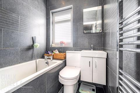 42 Douglas Road, Hornchurch, RM11 1AR