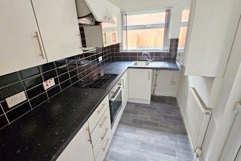 3 bedroom terraced house to rent, St. Stephens Road, Sneinton, Nottingham, NG2 4JS