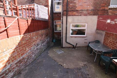 3 bedroom terraced house to rent, St. Stephens Road, Sneinton, Nottingham, NG2 4JS