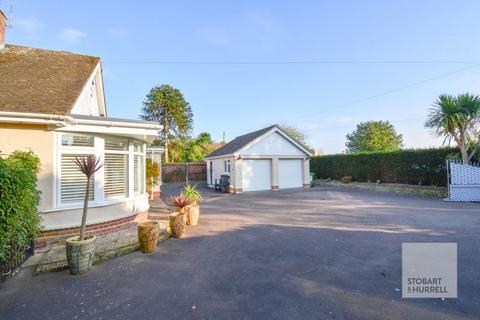 4 bedroom detached bungalow for sale, Horning Road, Norwich NR12