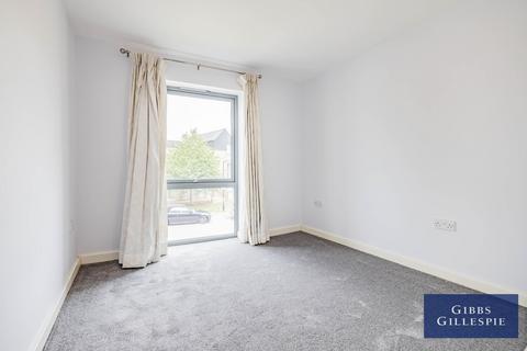 2 bedroom apartment to rent, Caulfield Gardens, Pinner