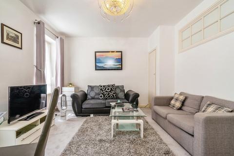 1 bedroom apartment to rent, Vandon Court, Petty France, London SW1H