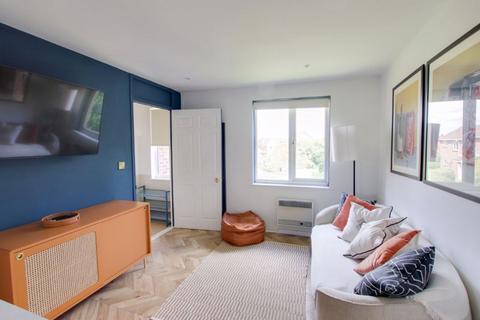1 bedroom apartment to rent, Alderton Way, Trowbridge