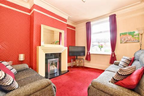 3 bedroom terraced house for sale, Heywood Road, Castleton, Rochdale, Greater Manchester, OL11