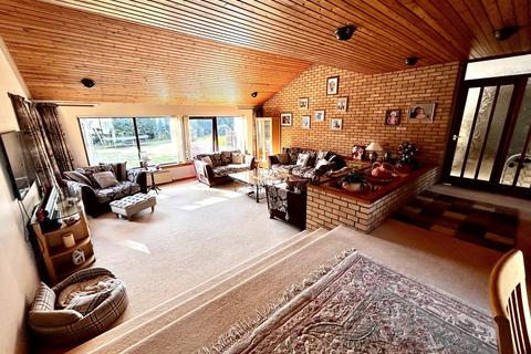 47 Smithfield Crescent, Blairgowrie, PH10 6UD
