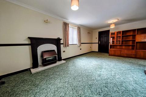 3 bedroom flat to rent, Cumwhinton Road, Carlisle