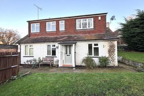 3 bedroom detached house for sale, Farm Close, Sunninghill SL5