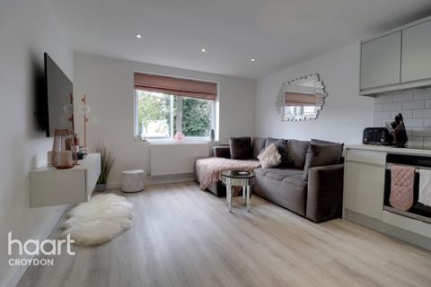 1 bedroom flat for sale, Lodge Road, Croydon