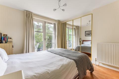 2 bedroom apartment to rent, Brompton Park Crescent London SW6