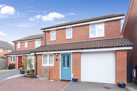 3 bedroom detached house for sale, Hoeller Close, Shaftesbury SP7