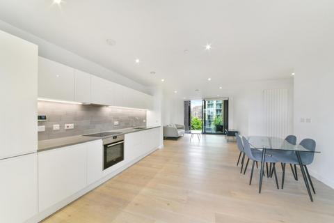 2 bedroom apartment for sale, Masthead House, Royal Wharf, E16