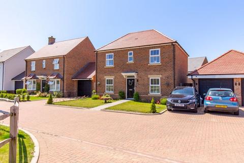 4 bedroom detached house for sale, Jeppson Walk, Nutbourne