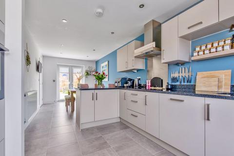 4 bedroom detached house for sale, Jeppson Walk, Nutbourne