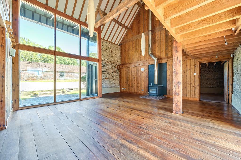 Entrance/ Living