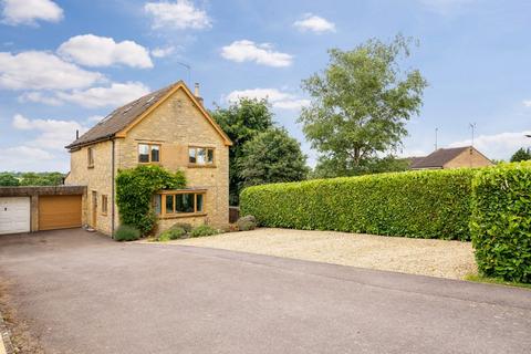 5 bedroom detached house for sale, Newlands, Banbury OX17